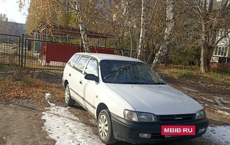 Toyota Caldina, 2002 год, 375 000 рублей, 3 фотография