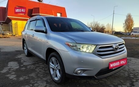 Toyota Highlander III, 2011 год, 2 200 000 рублей, 19 фотография