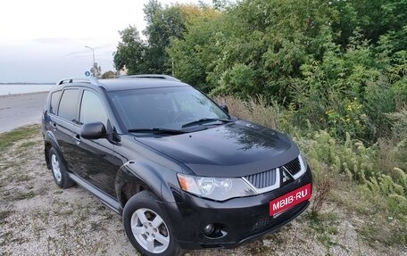 Mitsubishi Outlander III рестайлинг 3, 2008 год, 990 000 рублей, 1 фотография