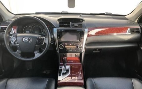 Toyota Camry, 2014 год, 1 920 000 рублей, 2 фотография