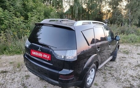 Mitsubishi Outlander III рестайлинг 3, 2008 год, 990 000 рублей, 5 фотография