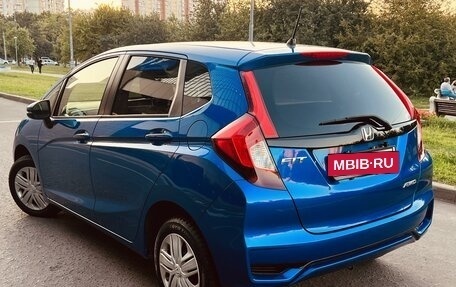 Honda Fit III, 2019 год, 1 500 000 рублей, 5 фотография