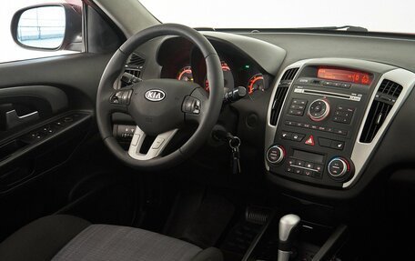 KIA cee'd I рестайлинг, 2010 год, 749 000 рублей, 11 фотография