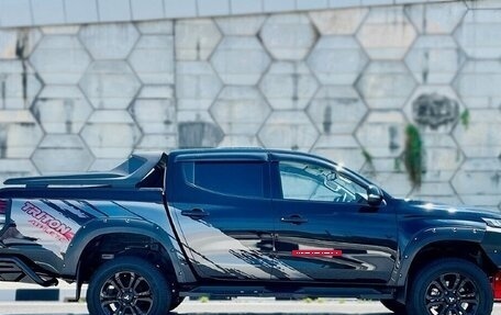 Mitsubishi Triton III, 2022 год, 5 000 000 рублей, 2 фотография