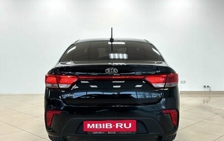 KIA Rio IV, 2018 год, 1 470 000 рублей, 6 фотография