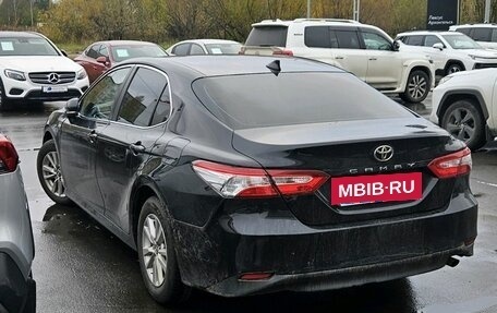 Toyota Camry, 2019 год, 3 000 000 рублей, 6 фотография