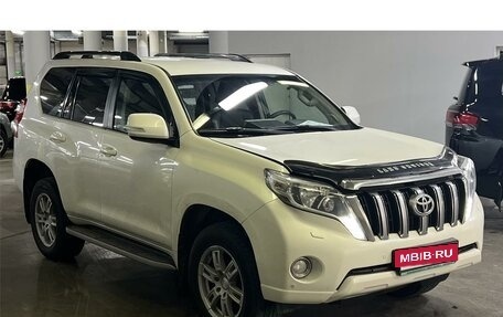 Toyota Land Cruiser Prado 150 рестайлинг 2, 2015 год, 3 249 000 рублей, 2 фотография