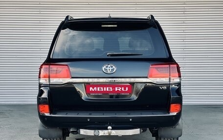 Toyota Land Cruiser 200, 2015 год, 5 549 000 рублей, 6 фотография