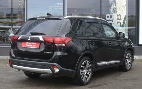 Mitsubishi Outlander III рестайлинг 3, 2018 год, 2 414 000 рублей, 5 фотография