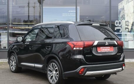 Mitsubishi Outlander III рестайлинг 3, 2018 год, 2 414 000 рублей, 7 фотография