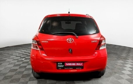 Toyota Yaris III рестайлинг, 2010 год, 569 000 рублей, 6 фотография