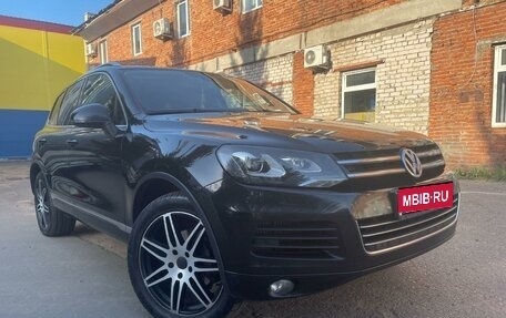 Volkswagen Touareg III, 2013 год, 2 650 000 рублей, 1 фотография