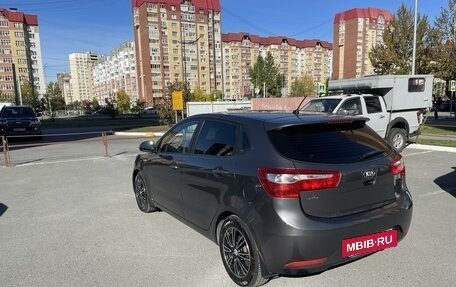 KIA Rio III рестайлинг, 2013 год, 890 000 рублей, 4 фотография