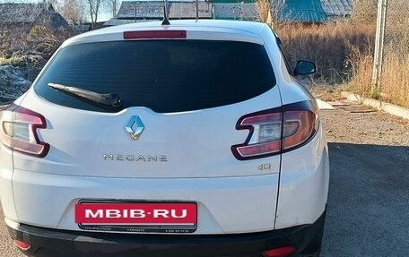 Renault Megane III, 2010 год, 670 000 рублей, 4 фотография