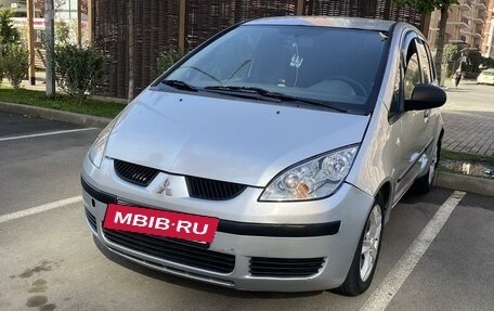 Mitsubishi Colt VI рестайлинг, 2004 год, 450 000 рублей, 2 фотография