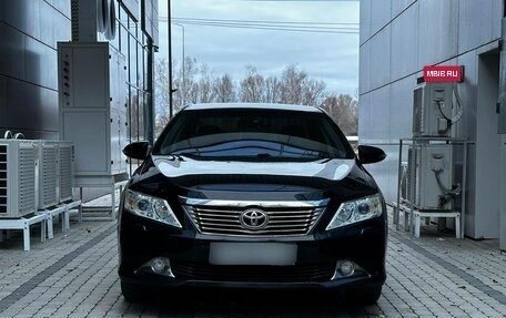 Toyota Camry, 2013 год, 2 090 000 рублей, 3 фотография