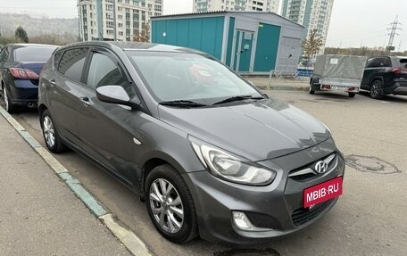 Hyundai Solaris II рестайлинг, 2012 год, 795 000 рублей, 2 фотография