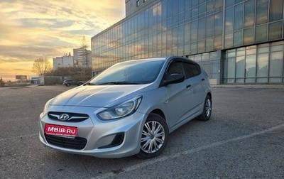 Hyundai Solaris II рестайлинг, 2013 год, 990 000 рублей, 1 фотография