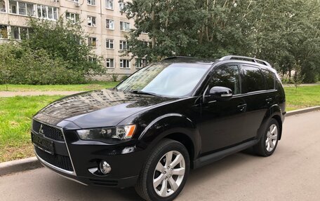 Mitsubishi Outlander III рестайлинг 3, 2011 год, 1 550 000 рублей, 1 фотография