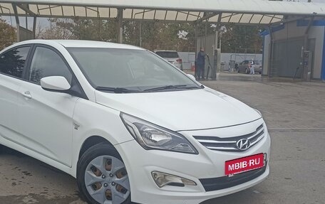 Hyundai Solaris II рестайлинг, 2016 год, 1 150 000 рублей, 3 фотография