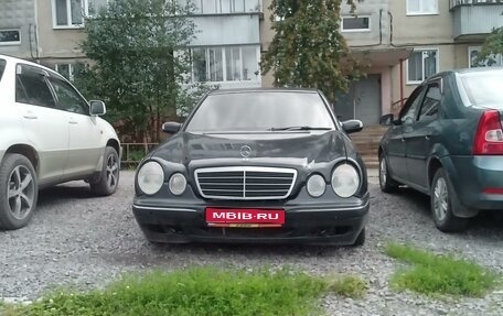 Mercedes-Benz E-Класс, 1999 год, 400 000 рублей, 1 фотография