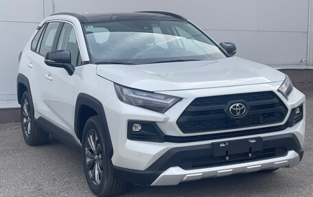 Toyota RAV4, 2024 год, 4 970 000 рублей, 3 фотография