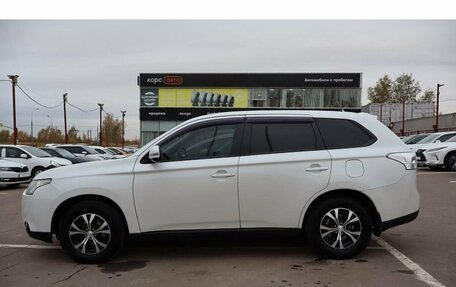 Mitsubishi Outlander III рестайлинг 3, 2014 год, 1 300 000 рублей, 2 фотография