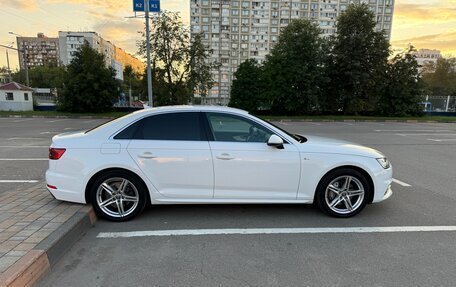 Audi A4, 2017 год, 3 200 000 рублей, 4 фотография