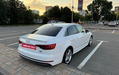 Audi A4, 2017 год, 3 200 000 рублей, 6 фотография