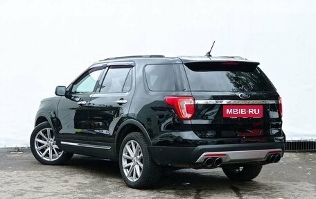 Ford Explorer VI, 2018 год, 2 650 000 рублей, 7 фотография