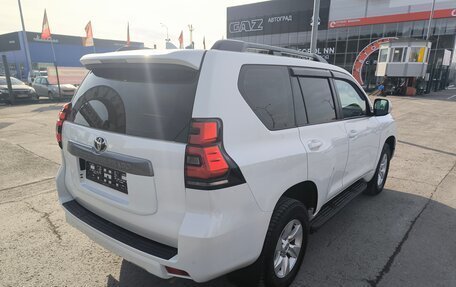 Toyota Land Cruiser Prado 150 рестайлинг 2, 2019 год, 4 779 000 рублей, 7 фотография