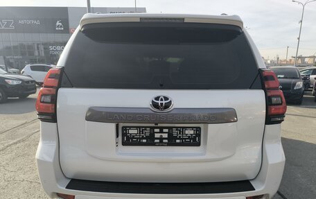 Toyota Land Cruiser Prado 150 рестайлинг 2, 2019 год, 4 779 000 рублей, 6 фотография