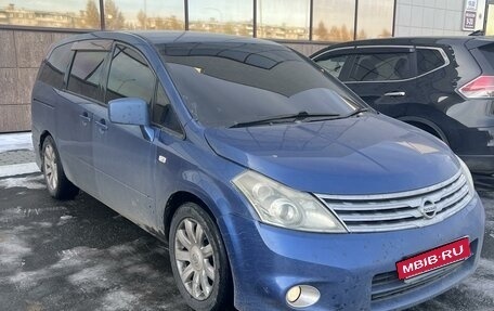 Nissan Presage II, 2004 год, 550 000 рублей, 3 фотография