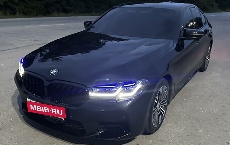 BMW 5 серия, 2018 год, 3 550 000 рублей, 2 фотография