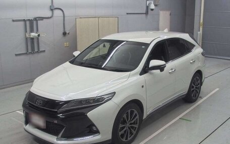 Toyota Harrier, 2019 год, 3 300 000 рублей, 1 фотография