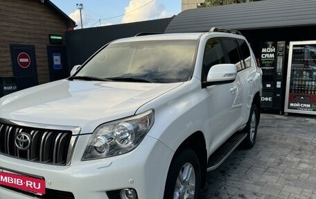 Toyota Land Cruiser Prado 150 рестайлинг 2, 2012 год, 3 300 000 рублей, 11 фотография