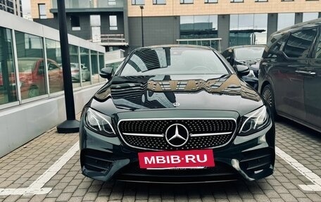 Mercedes-Benz E-Класс, 2018 год, 4 945 000 рублей, 2 фотография