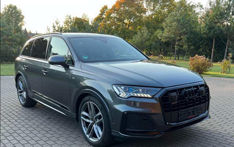 Audi Q7, 2021 год, 6 800 000 рублей, 4 фотография