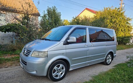 Volkswagen Multivan T5, 2004 год, 1 380 000 рублей, 1 фотография