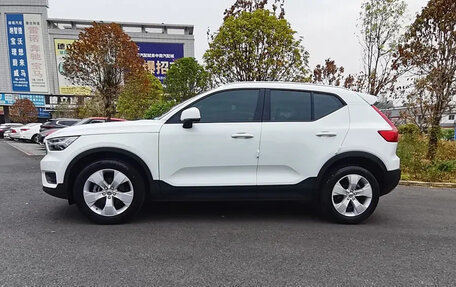 Volvo XC40 I, 2020 год, 1 740 555 рублей, 4 фотография