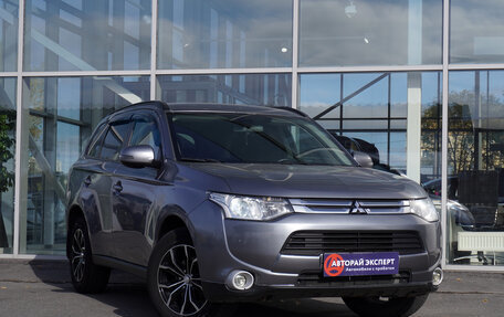 Mitsubishi Outlander III рестайлинг 3, 2012 год, 1 557 000 рублей, 3 фотография