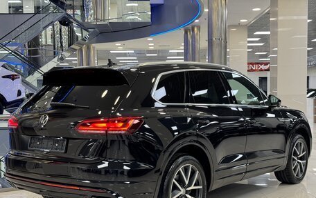 Volkswagen Touareg III, 2021 год, 6 595 000 рублей, 4 фотография