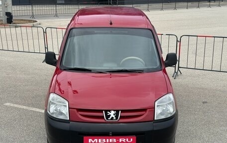 Peugeot Partner II рестайлинг 2, 2010 год, 697 000 рублей, 6 фотография