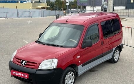 Peugeot Partner II рестайлинг 2, 2010 год, 697 000 рублей, 12 фотография