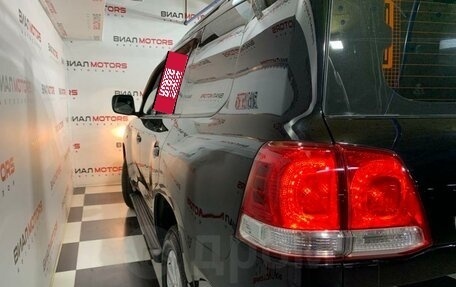 Toyota Land Cruiser 200, 2008 год, 3 280 000 рублей, 7 фотография