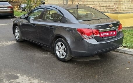 Chevrolet Cruze II, 2011 год, 525 000 рублей, 6 фотография