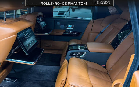 Rolls-Royce Phantom VIII, 2021 год, 48 000 000 рублей, 5 фотография