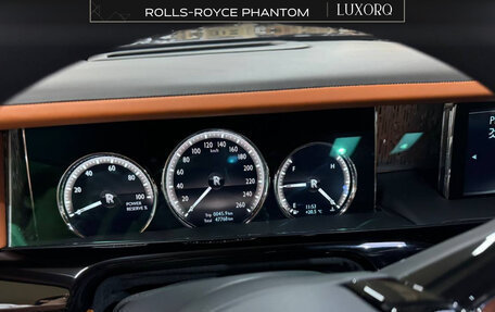 Rolls-Royce Phantom VIII, 2021 год, 48 000 000 рублей, 11 фотография