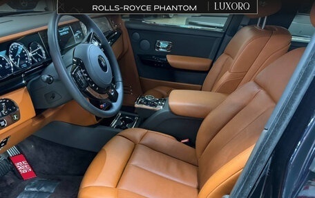 Rolls-Royce Phantom VIII, 2021 год, 48 000 000 рублей, 10 фотография