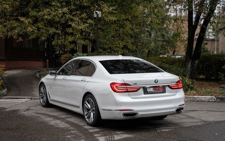 BMW 7 серия, 2016 год, 3 490 000 рублей, 13 фотография